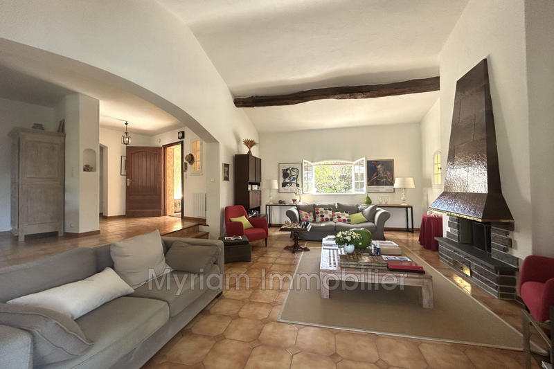 Villa - 168 m² - 5 pièces