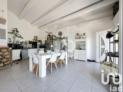 Appartement - 90 m² - 3 pièces