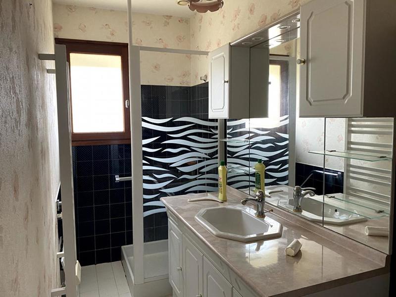 Maison - 137 m² - 5 pièces