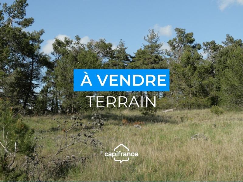 Terrain constructible - 3 000 m²