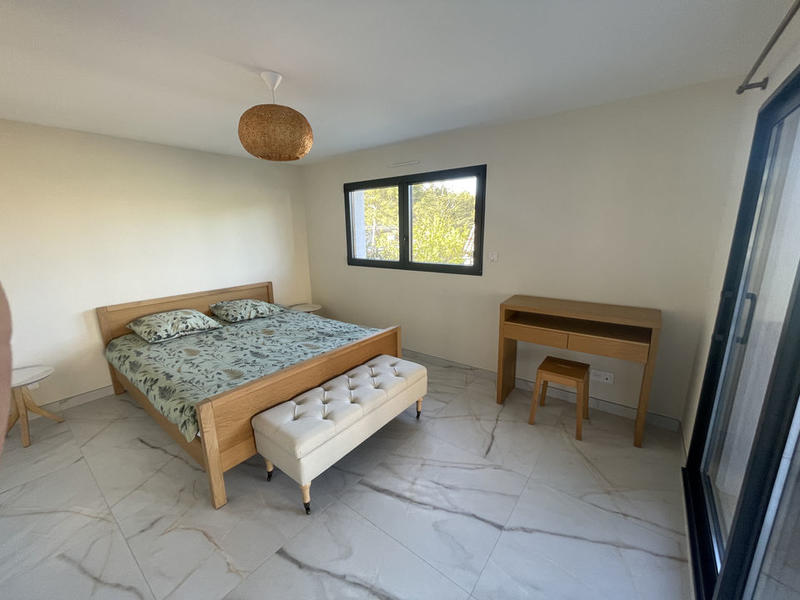 Villa - 285 m² - 6 pièces