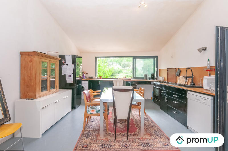 Maison - 146 m² - 6 pièces