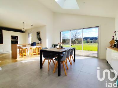 Maison - 147 m² - 6 pièces