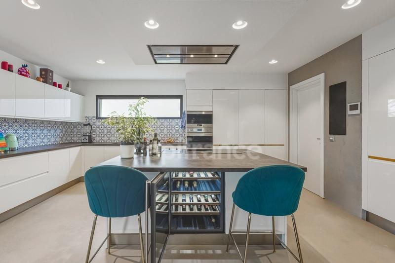 Villa - 166 m² - 7 pièces