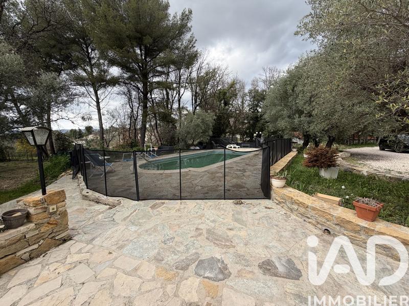 Maison - 187 m² - 8 pièces