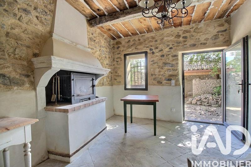 Maison - 220 m² - 8 pièces