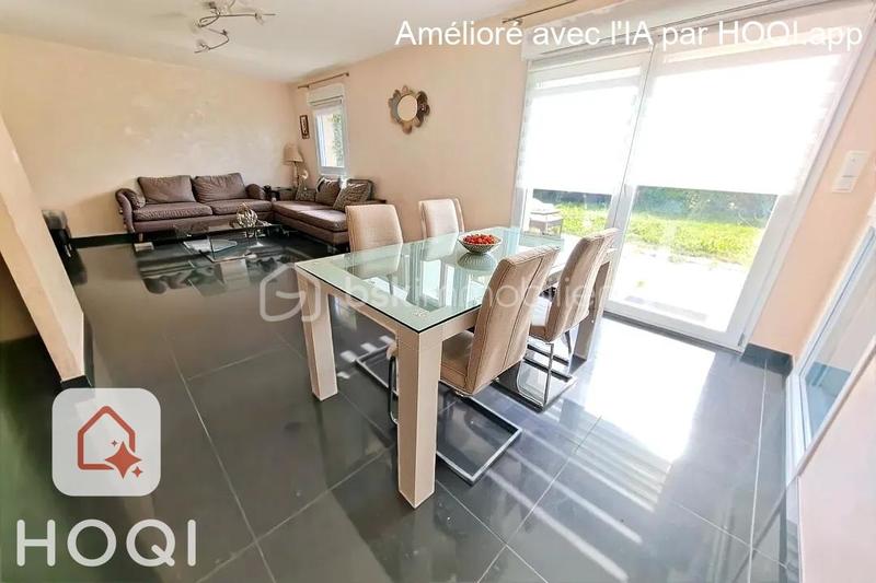 Maison - 94 m² - 5 pièces