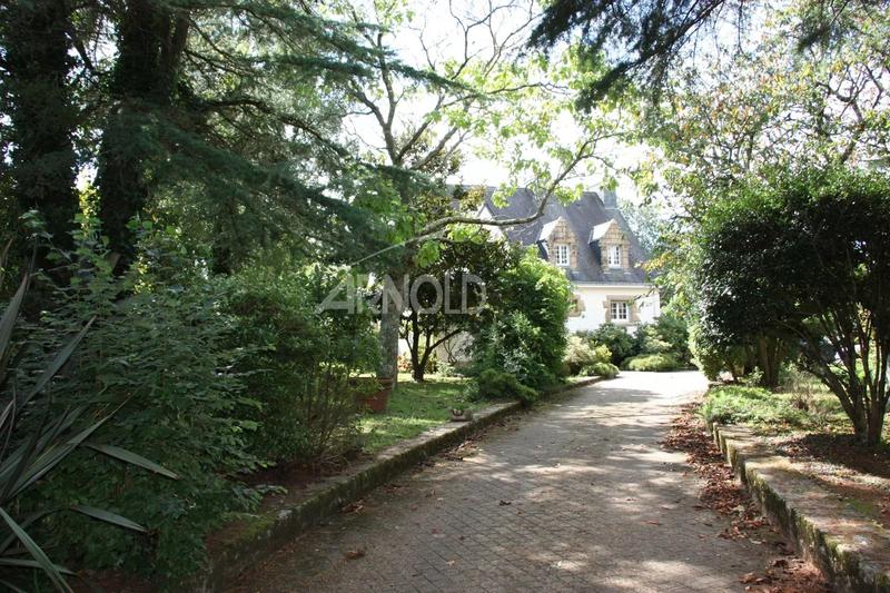 Maison - 155 m² - 8 pièces