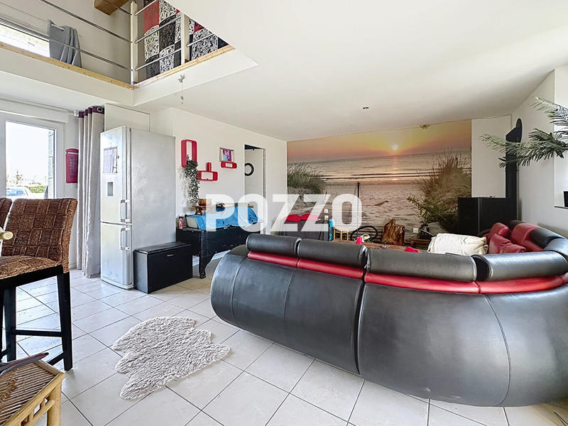 Maison - 305 m² - 13 pièces