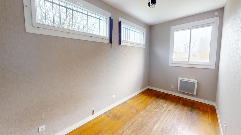 Maison - 141 m² - 7 pièces