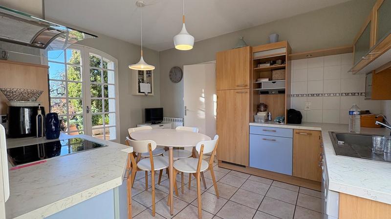 Maison - 135 m² - 5 pièces