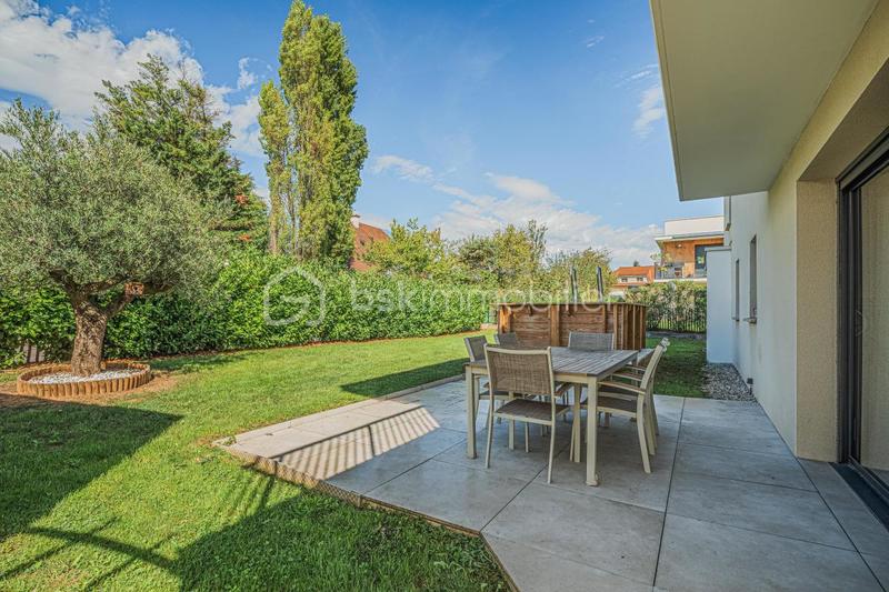 Appartement - 92 m² - 4 pièces