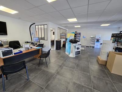 Local commercial - 62 m²