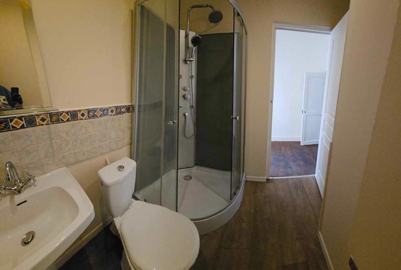 Propriété - 171 m² - 10 pièces