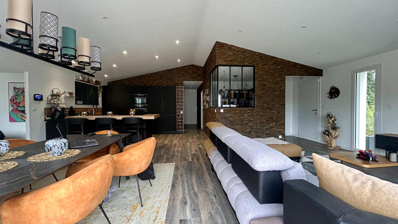 Maison - 138 m² - 4 pièces