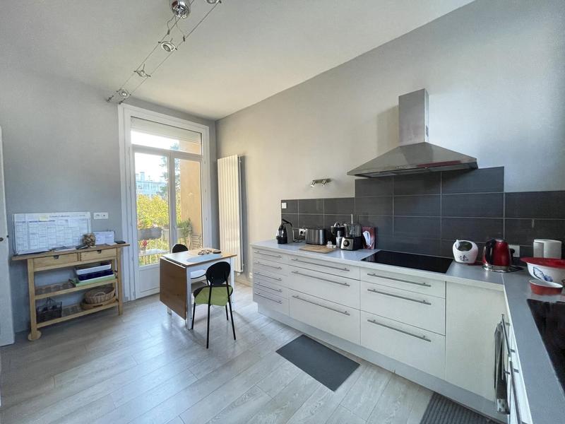 Maison - 144 m² - 7 pièces