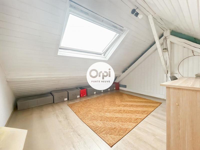 Appartement - 83 m² - 4 pièces