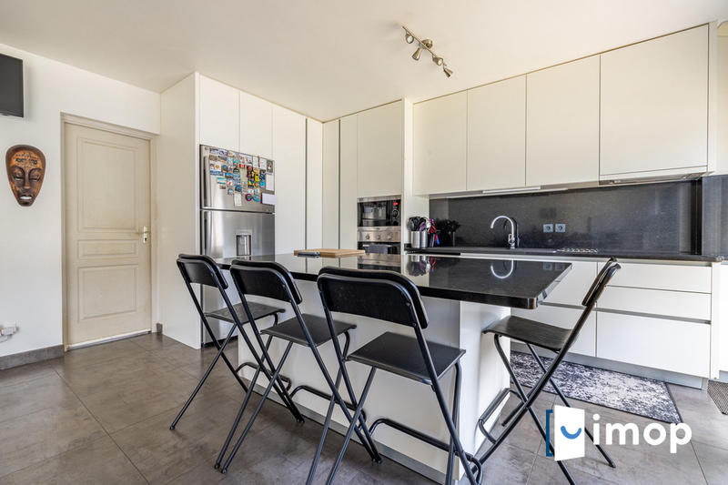 Maison - 96 m² - 4 pièces