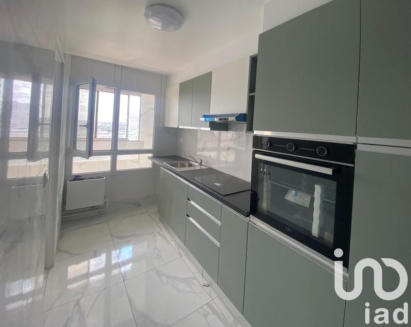 Appartement - 85 m² - 4 pièces