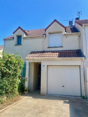 Maison de ville - 91 m² - 4 pièces