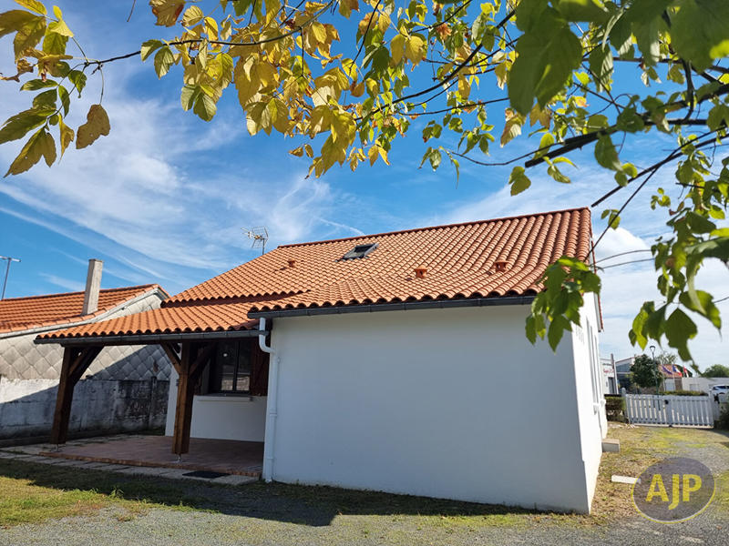 Maison - 87 m² - 4 pièces