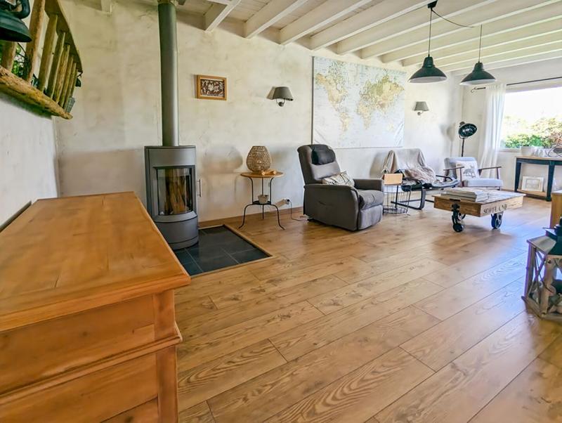 Maison - 165 m² - 8 pièces