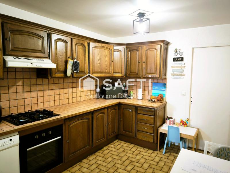 Local commercial - 165 m² - 8 pièces