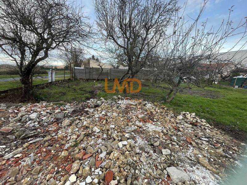 Terrain constructible - 250 m²