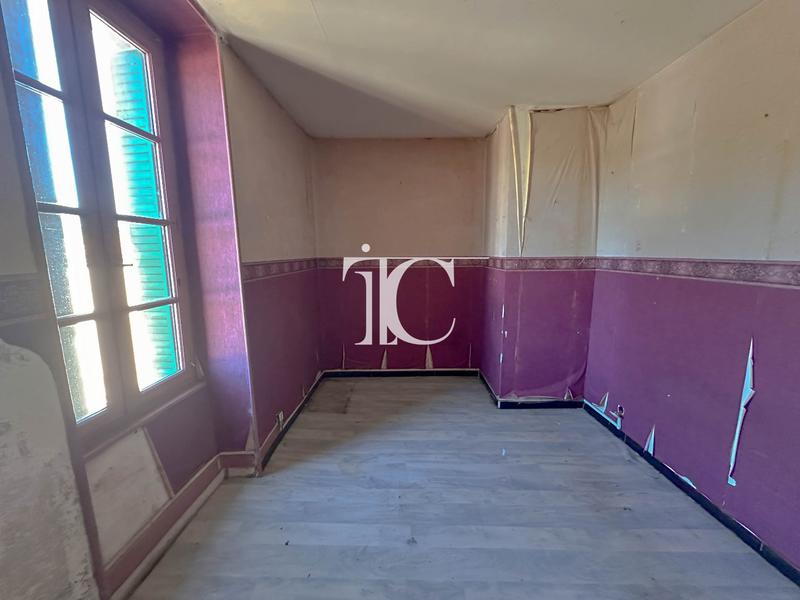 Maison de ville - 220 m² - 10 pièces