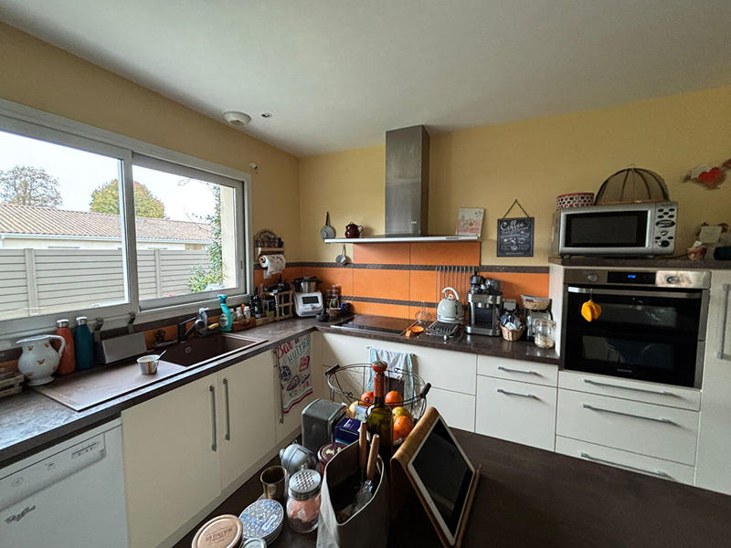 Maison - 183 m² - 10 pièces