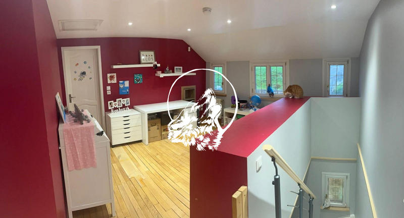 Maison - 121 m² - 6 pièces