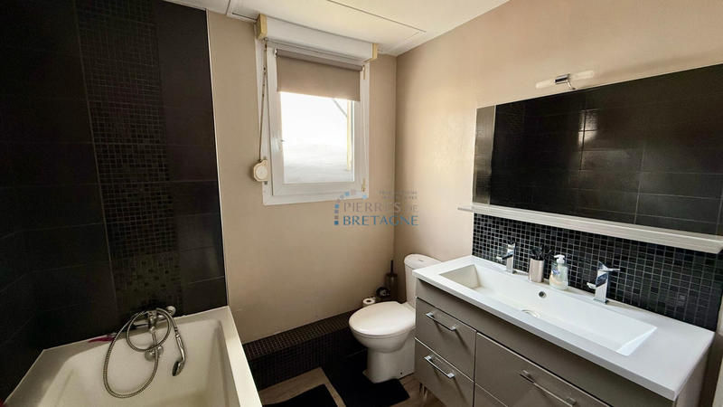 Maison - 136 m² - 7 pièces