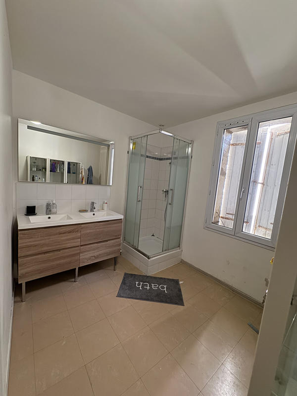 Appartement - 16 m² - 7 pièces