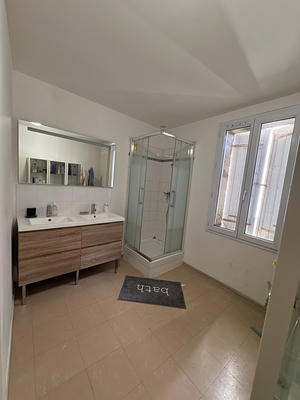 Appartement - 16 m² - 7 pièces