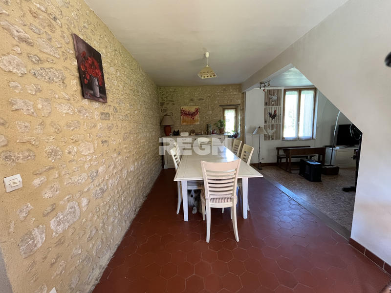 Maison - 157 m² - 5 pièces