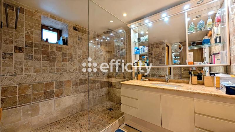 Duplex - 70 m² - 4 pièces