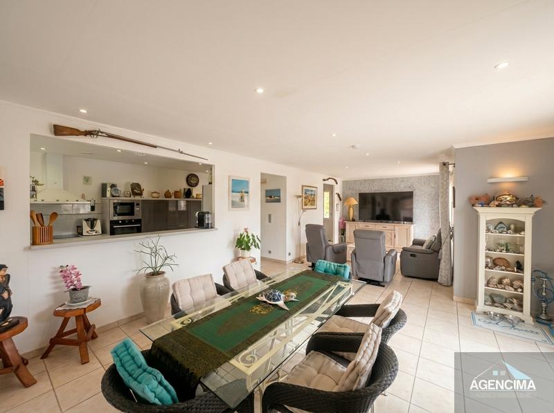 Villa - 102 m² - 4 pièces