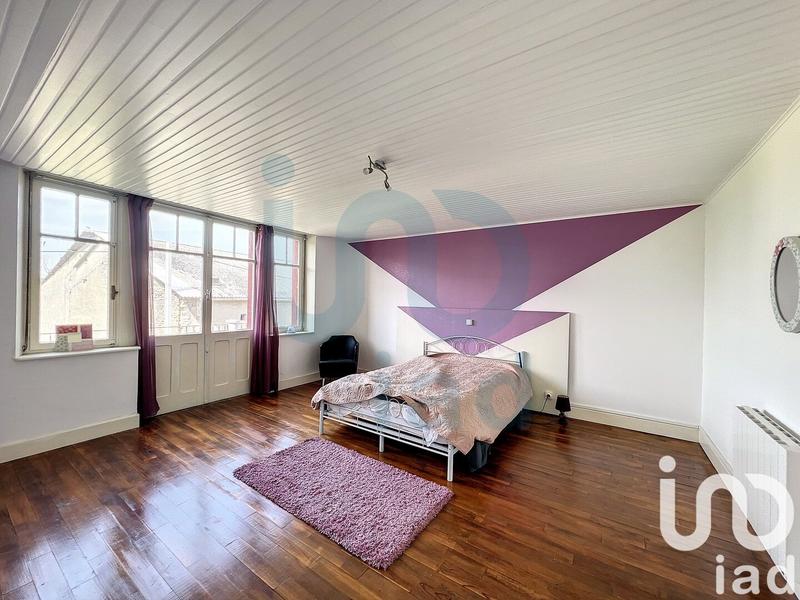 Maison - 239 m² - 5 pièces