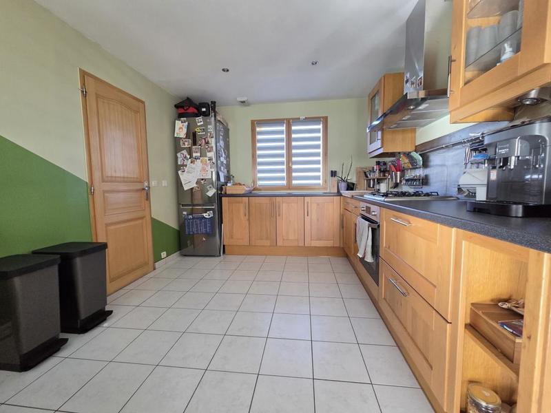 Pavillon - 140 m² - 8 pièces