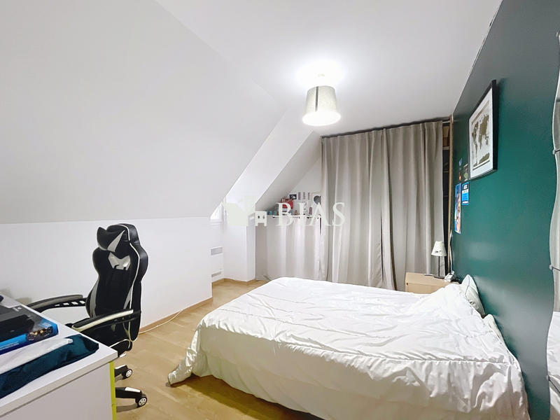 Maison - 134 m² - 7 pièces