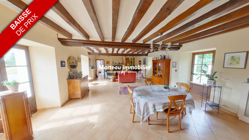 Maison - 230 m² - 10 pièces