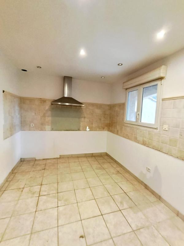 Maison - 95 m² - 5 pièces