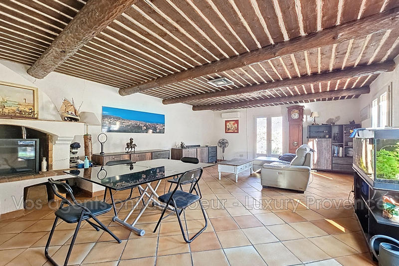 Maison - 134 m² - 4 pièces