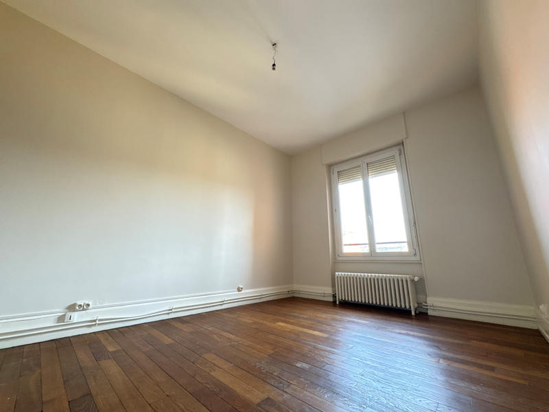 Appartement - 83 m² - 4 pièces