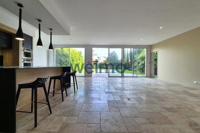 Maison - 146 m² - 7 pièces