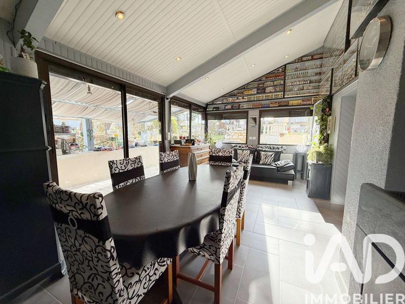 Maison - 113 m² - 6 pièces