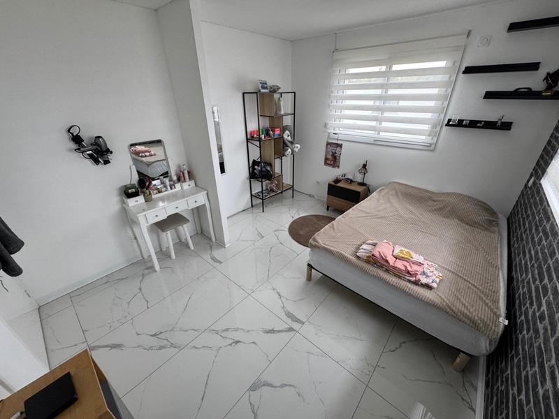 Maison - 140 m² - 5 pièces