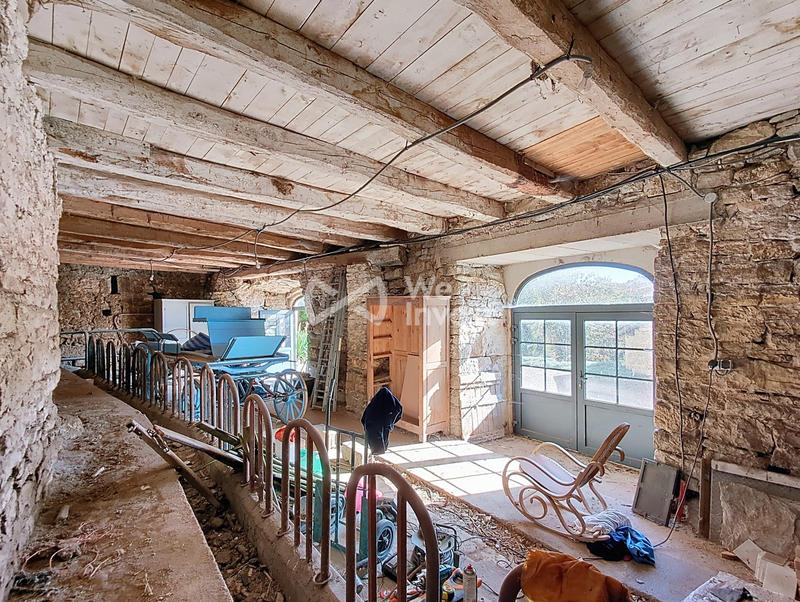 Maison ancienne - 475 m² - 8 pièces