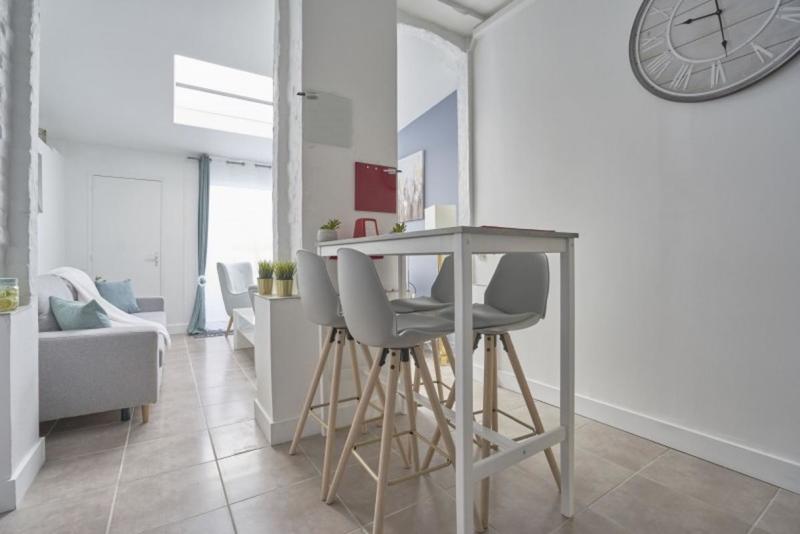 Maison - 83 m² - 5 pièces