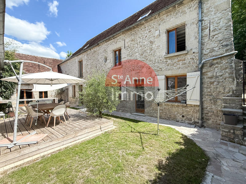 Maison - 177 m² - 7 pièces
